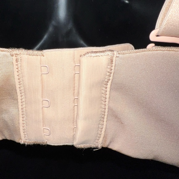 Curvy Couture Intimates Strapless Sensation Multi Way Push Up Bra - Picture 4 of 9